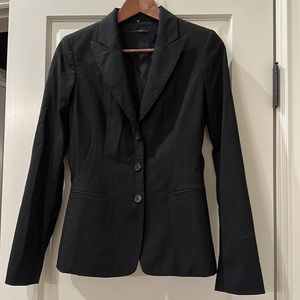 Ellie Tahari blazer size 6